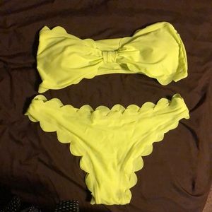 Neon yellow/green bikini size large